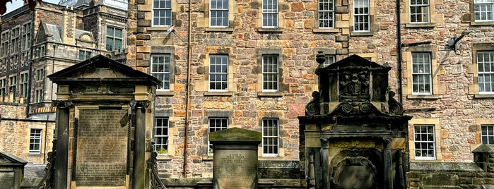 Greyfriars Kirkyard is one of To do list Edinburgh.