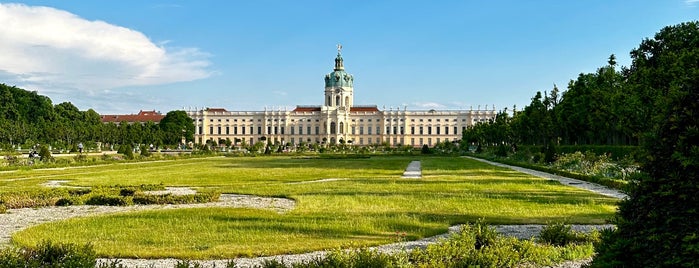 Schlossgarten Charlottenburg is one of Берлин.