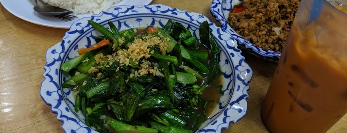 Soi Thai Kitchen is one of สถานที่ที่ Lipstouched ถูกใจ.