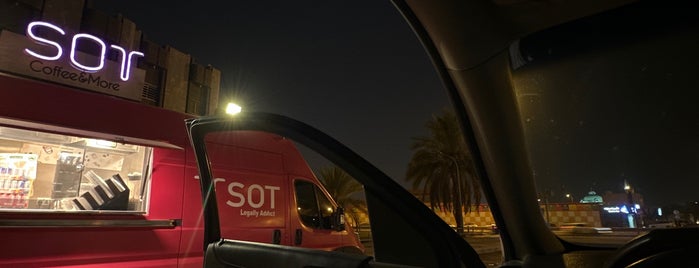 SöT Truck is one of Riyadh cafes.