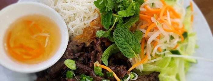 Bún chả cá  Hoàng Yến is one of 604 Food Crawl.