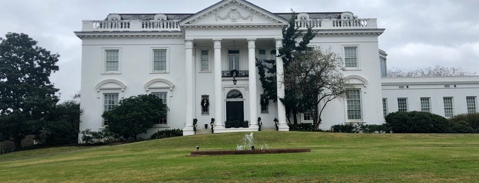 Old Governor's Mansion is one of Louisiana (LA).