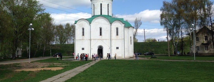 Церковь Александра Невского is one of Tempat yang Disukai Томуся.