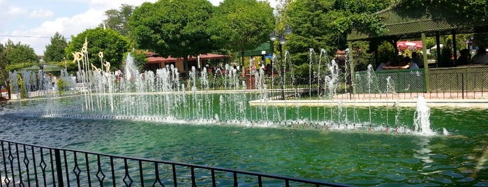 Cennet Bahçesi is one of Posti che sono piaciuti a Burak.