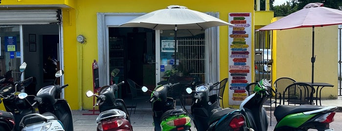 Burritos Gorditos is one of Comida En Playa Del Carmen.