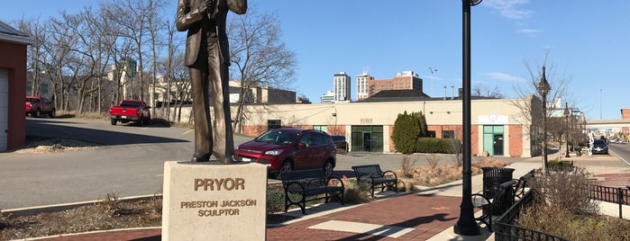 Richard Pryor Statue by Preston Jackson is one of Peoria.