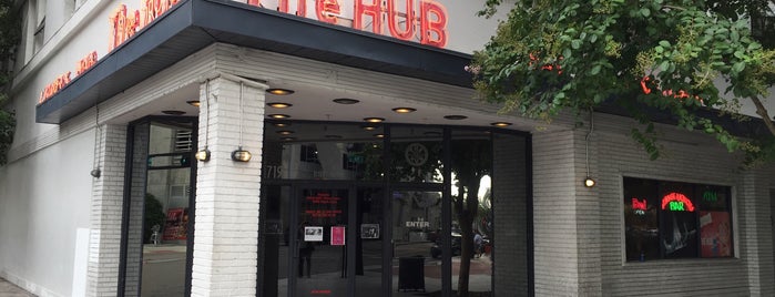The Hub Bar is one of Tampa Eateries.