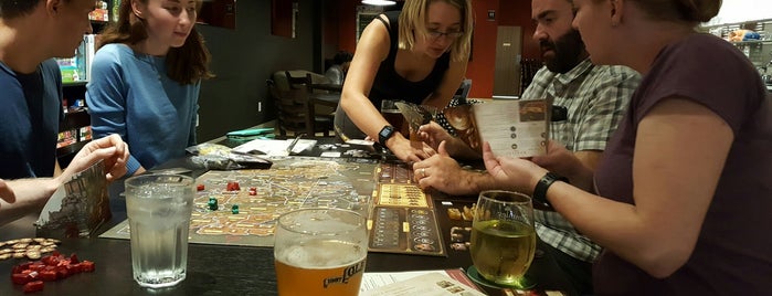 Games On Tap Board Game Café is one of Posti salvati di Miles.