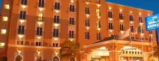 Holiday Inn Express is one of Hoteles en La Laguna.