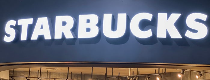 Starbucks is one of Augustoさんのお気に入りスポット.