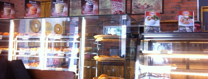 Paul's BreweHouse Coffee Donuts and Bakery is one of James Clark's Phnom Penh Cafes.