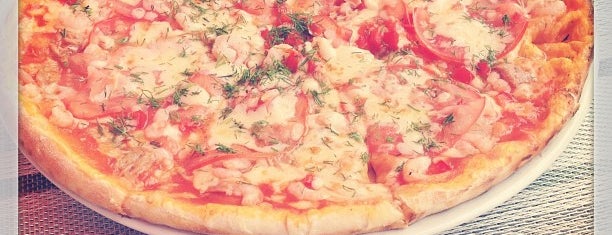 Pizza Джельсомино is one of Tempat yang Disukai Vika.