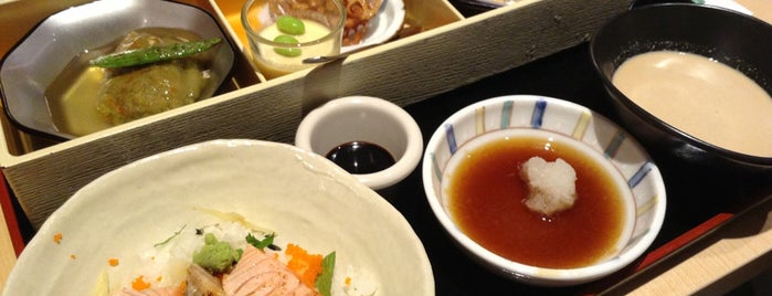Shimbashi Soba is one of must visit food in singapore.