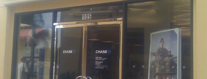 Chase Bank is one of Eric : понравившиеся места.