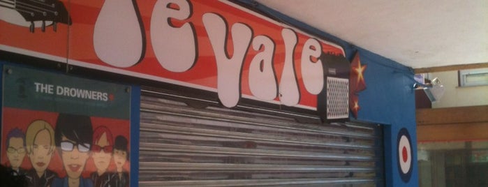 Ya Te Vale indie bar La Manga is one of La Manga Ocio.