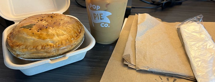 Pop Pie Co. is one of สถานที่ที่บันทึกไว้ของ Kimmie.