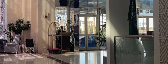 Mercure Al Khobar Hotel is one of Fuat : понравившиеся места.