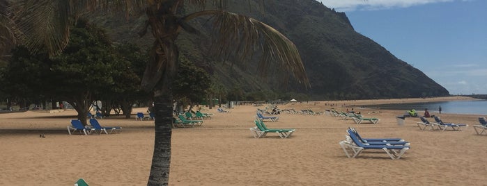 Playa de Las Teresitas is one of สถานที่ที่ Marina ถูกใจ.