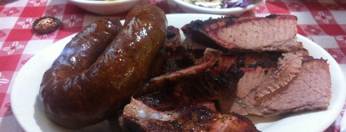 Leon's World Finest Bar-B-Que is one of Houston.