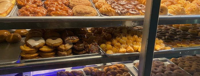 J Georgie's Donut & Hamburgers is one of The 15 Best Places for Donuts in San Francisco.