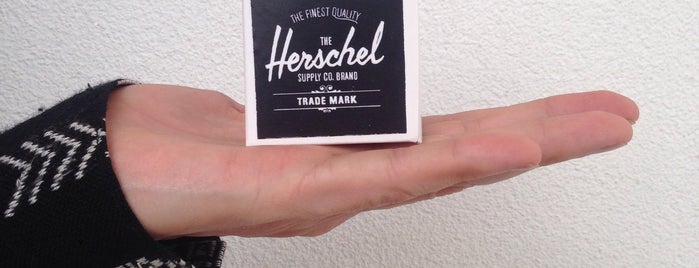 Herschel Supply Company is one of Lieux qui ont plu à Jonathan Josue.