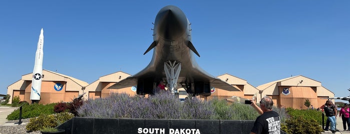 South Dakota Air-Space Museum is one of Orte, die Dusty gefallen.
