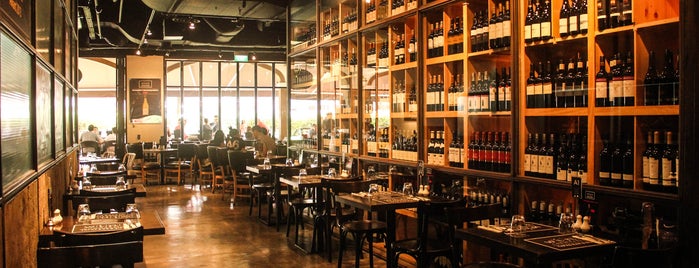 Wine Connection Tapas Bar & Bistro is one of Tempat yang Disimpan Alex.