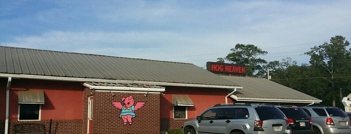 Hog Heaven is one of Locais curtidos por Daron.