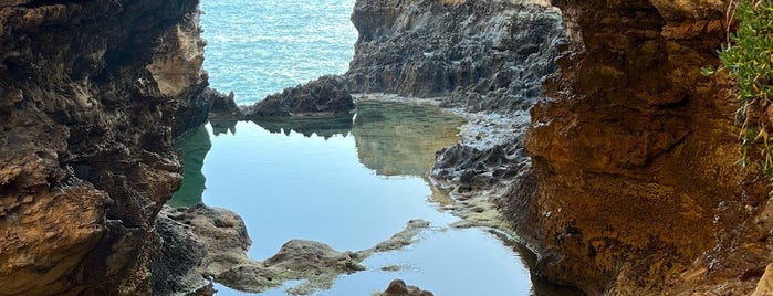 The Grotto is one of Great Ocean Road.