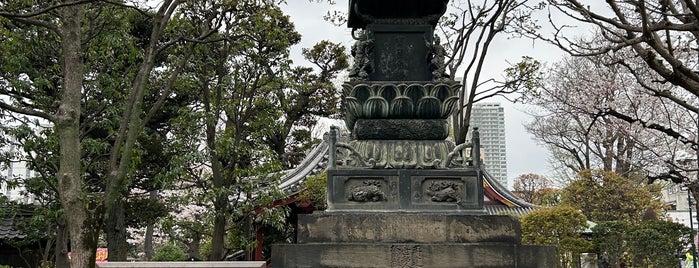 Bronze Hokyointo is one of Asakusa_sanpo.