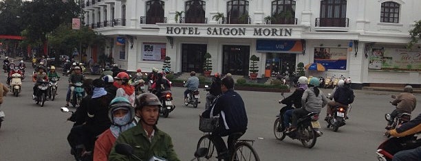Hotel Saigon Morin is one of สถานที่ที่ Marc ถูกใจ.