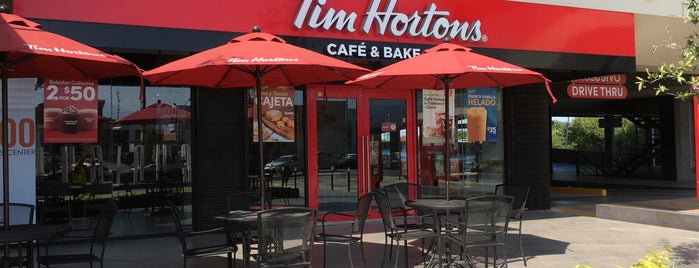 Tim Hortons is one of Lugares favoritos de Ismael.