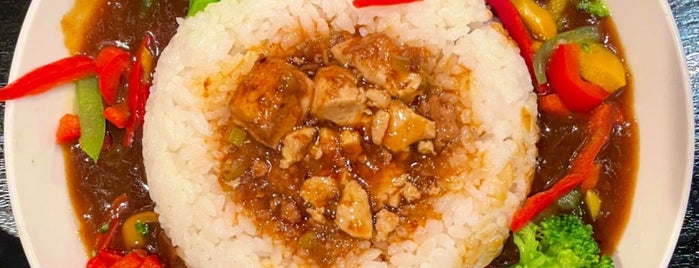 中華・四川料理 天々来 is one of Favorite Food.
