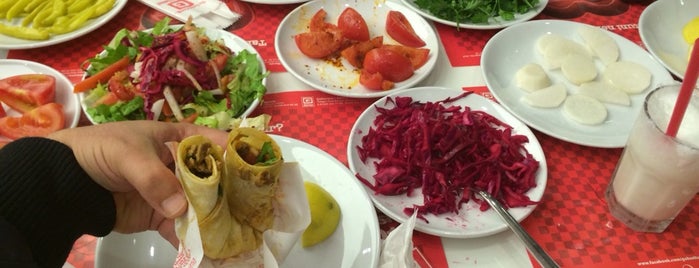 Göksel Tantuni is one of Melikeさんのお気に入りスポット.