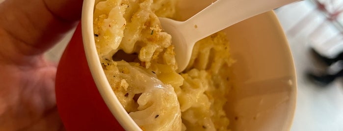 Murray’s Mac And Cheese is one of foods..