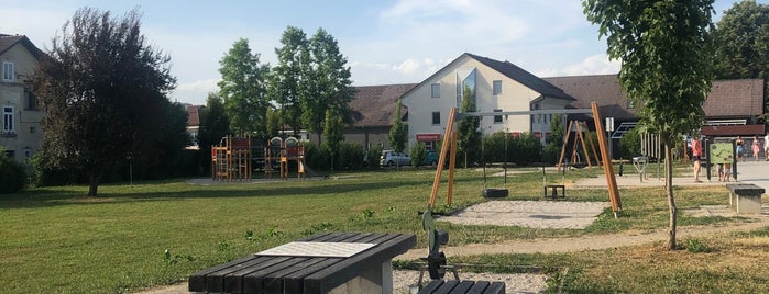 Igrišče pri koseškem bajerju is one of Otroška igrišča.