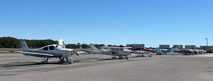Destin Executive Airport (DSI) is one of Hopster's Airports 1.