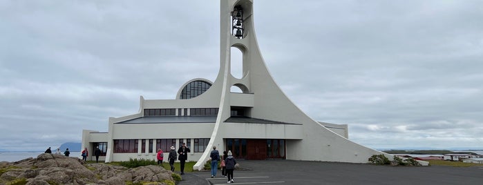 Stykkishólmskirkja is one of Island - nutno vidět.. ;).