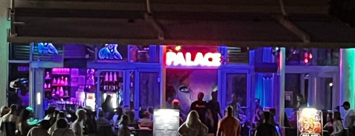 Palace Bar is one of Nate's Saved Places.