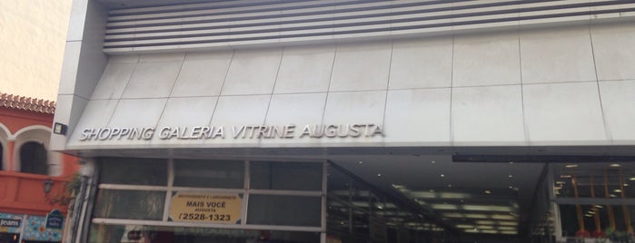 Shopping Vitrine is one of Lugares que Van & Fê estiveram.