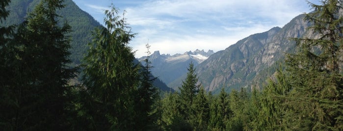 Parque Nacional de las Cascadas del Norte is one of WA To Do ☔️.