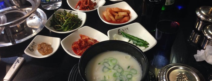 돈수백 is one of Seoul Food Trip.