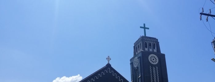 St. Augustine Cathedral is one of Tempat yang Disukai Rebecca.