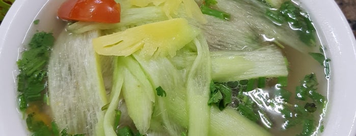 Bún Sườn Chua is one of Food.
