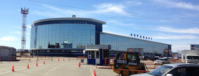 Терминал внутренних линий is one of airports.