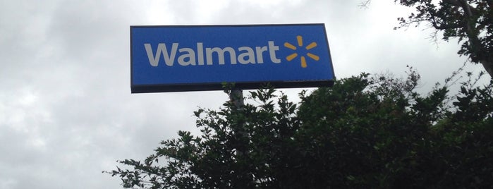 Walmart is one of Supermercados Y Ferreterias.