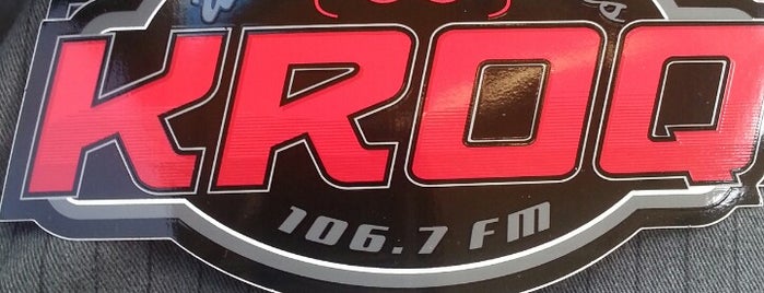 106.7 KROQ is one of Slightly Stoopidさんのお気に入りスポット.