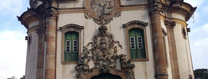 Pousada Ouro Preto is one of Mateus'un Beğendiği Mekanlar.