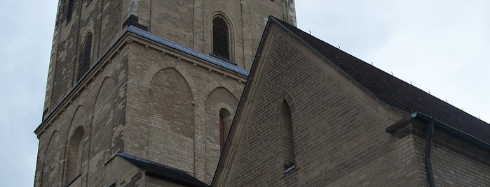 St. Ursula is one of Romanische Kirchen Köln.