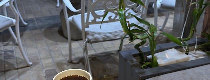 Golden Cloud Coffee Roaster is one of Riyadh.